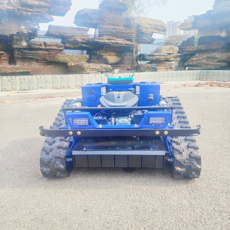 Kāpurķēžu mini zāles pļāvējs